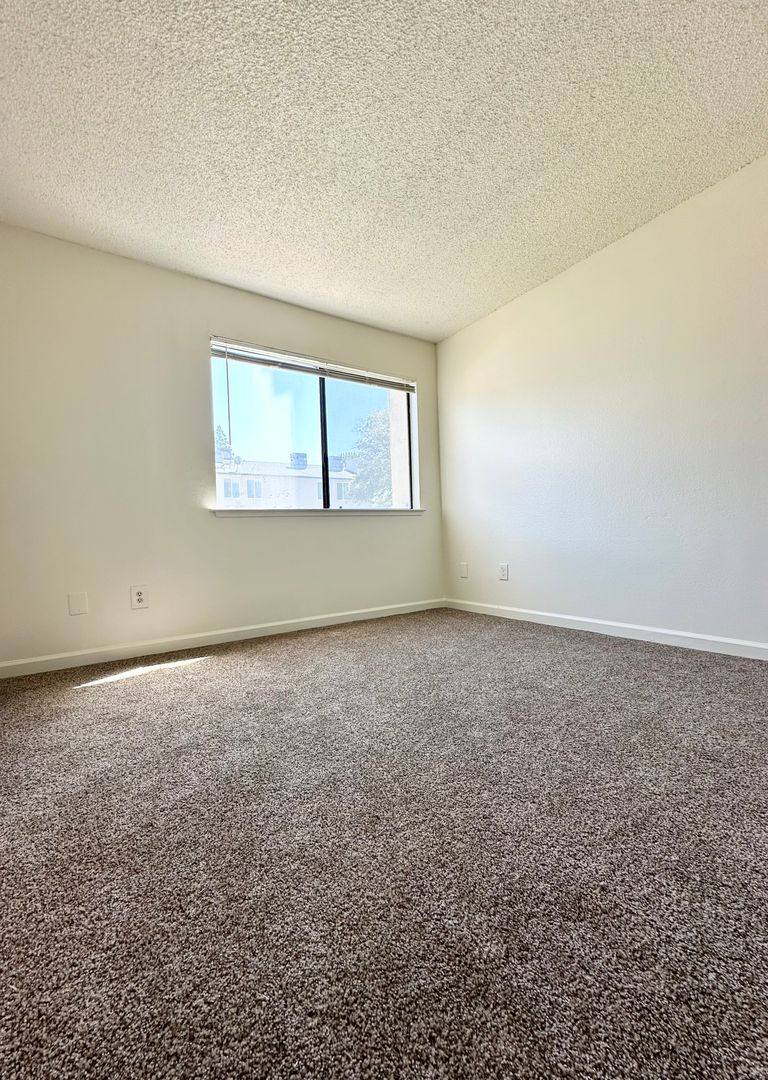 Apartment for rent at 1497 Butte House Rd, Yuba City, CA 95993