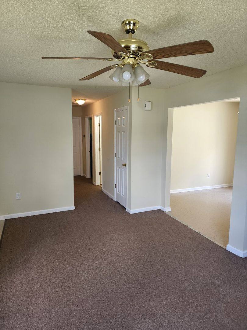 House for rent at 118 Sutton Dr, Elizabeth City, NC 27909