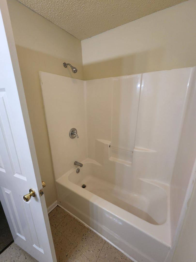 House for rent at 118 Sutton Dr, Elizabeth City, NC 27909