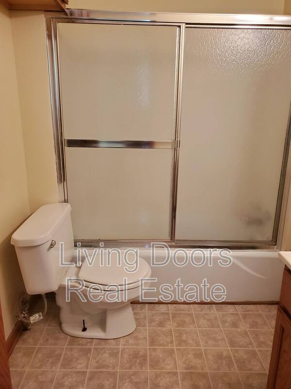 Apartment for rent at 15 Jackson Ave #3, Seward, NE 68434