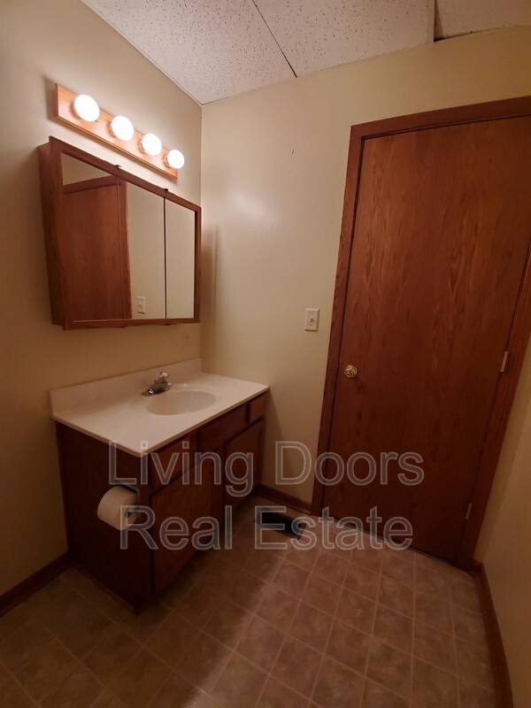 Apartment for rent at 15 Jackson Ave #3, Seward, NE 68434