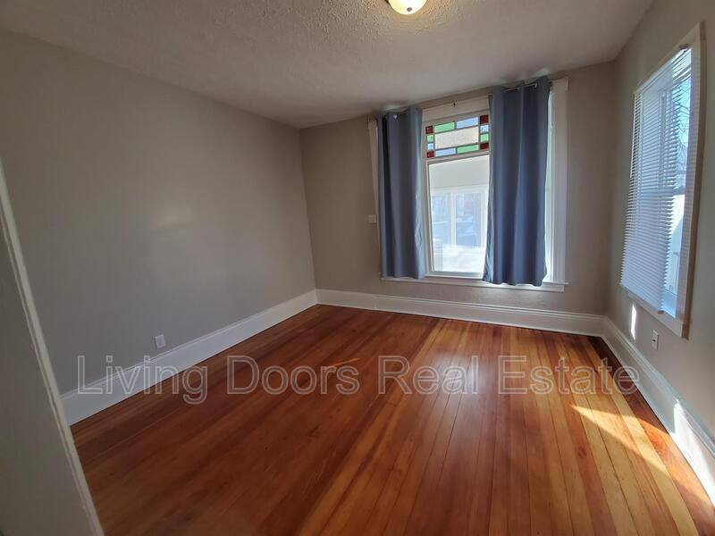 House for rent at 838 F St, Lincoln, NE 68508