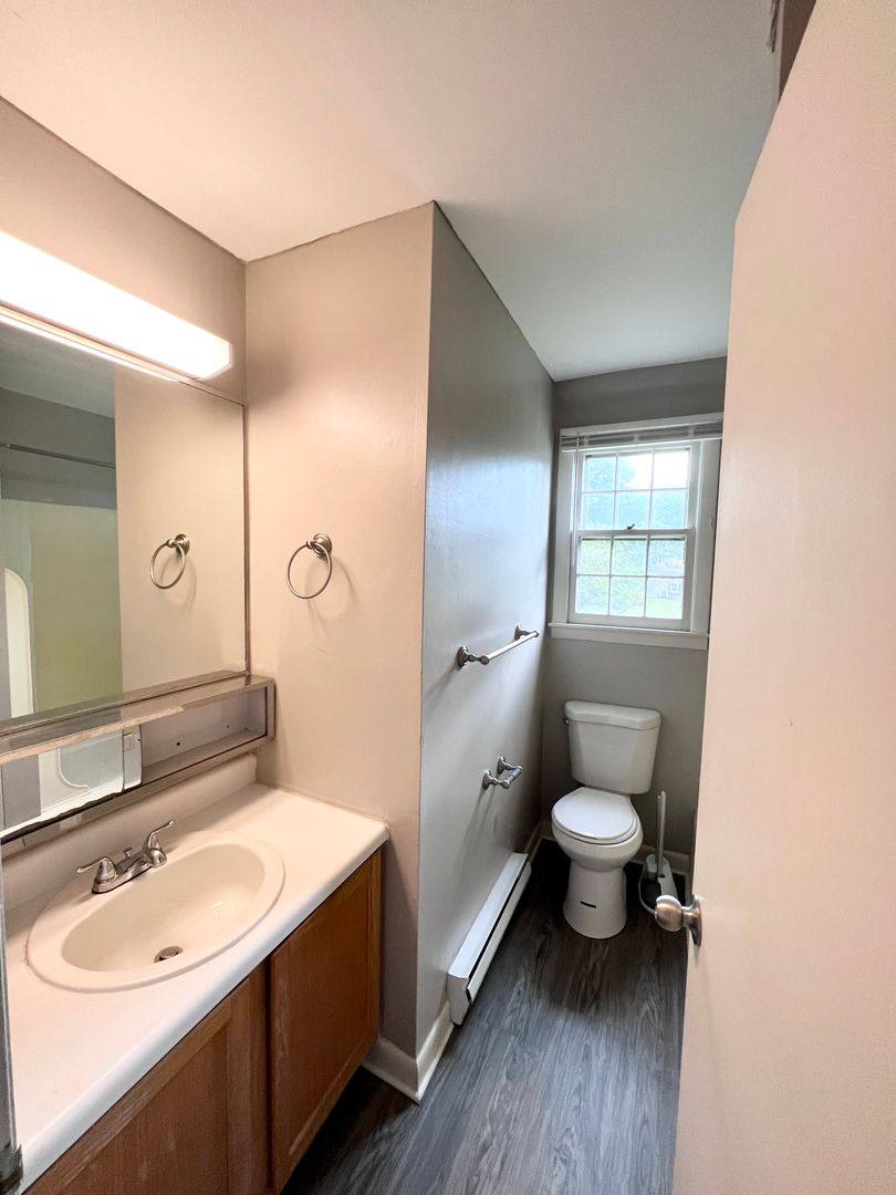 Apartment for rent at 19 Bradford Dr, Greenfield, MA 01301