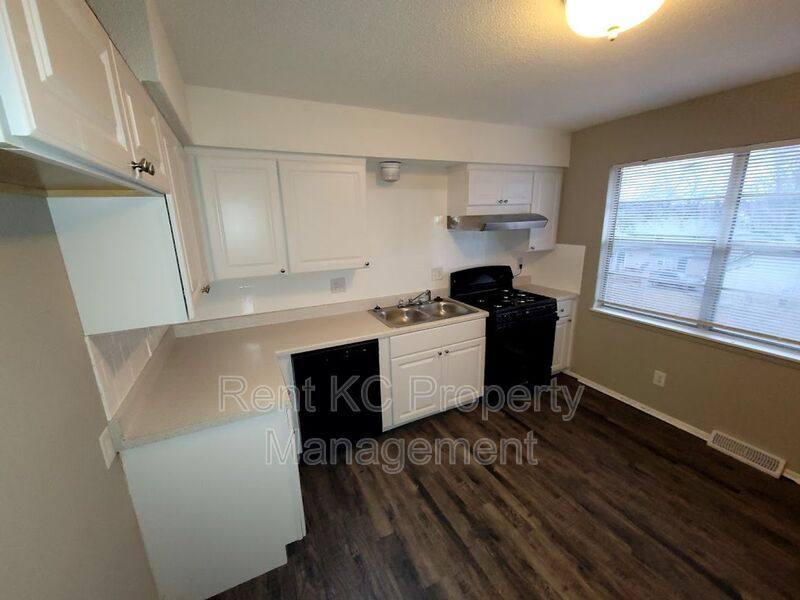 House for rent at 5703 NE 51st St, Kansas City, MO 64119