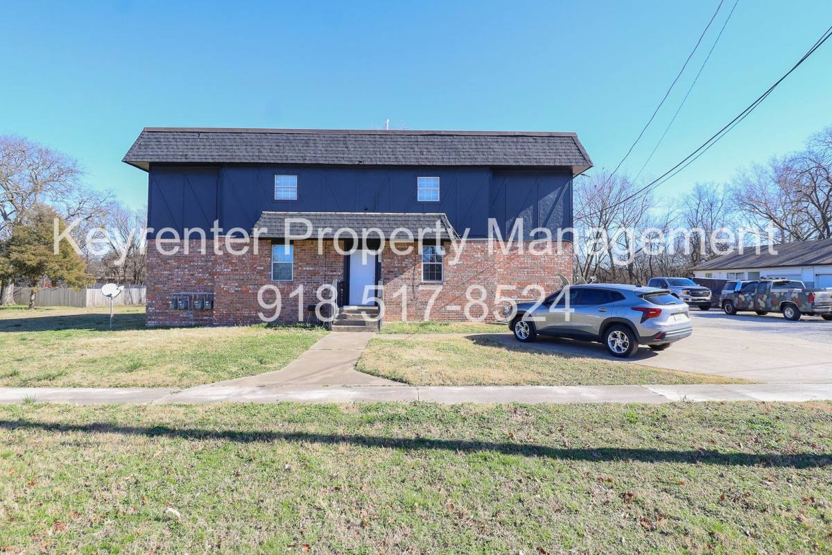 Apartment for rent at 405 S Maple St, Sapulpa, OK 74066