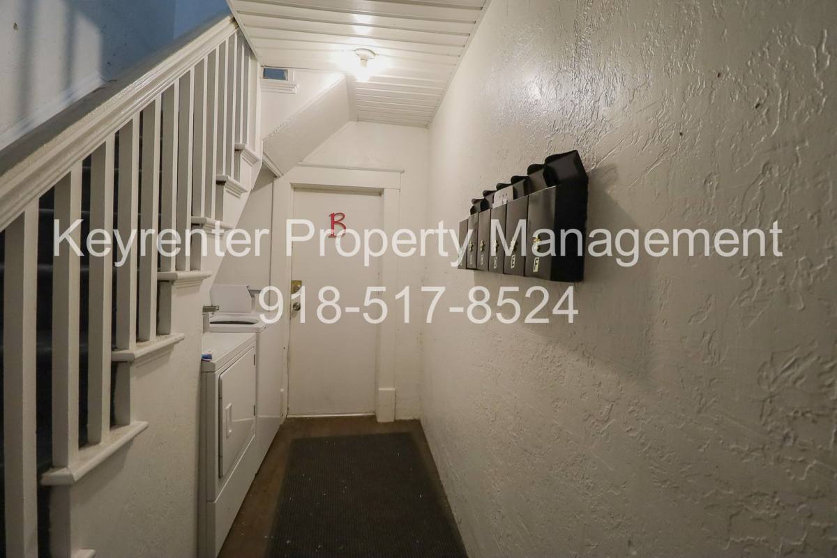 Apartment for rent at 405 S Maple St, Sapulpa, OK 74066