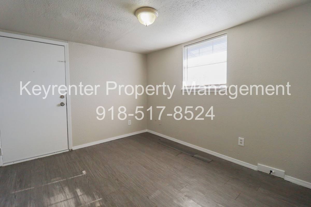 Apartment for rent at 405 S Maple St, Sapulpa, OK 74066