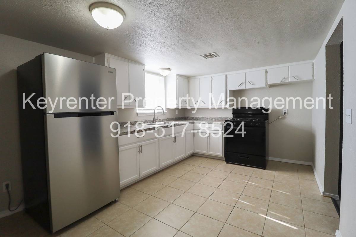 Apartment for rent at 405 S Maple St, Sapulpa, OK 74066