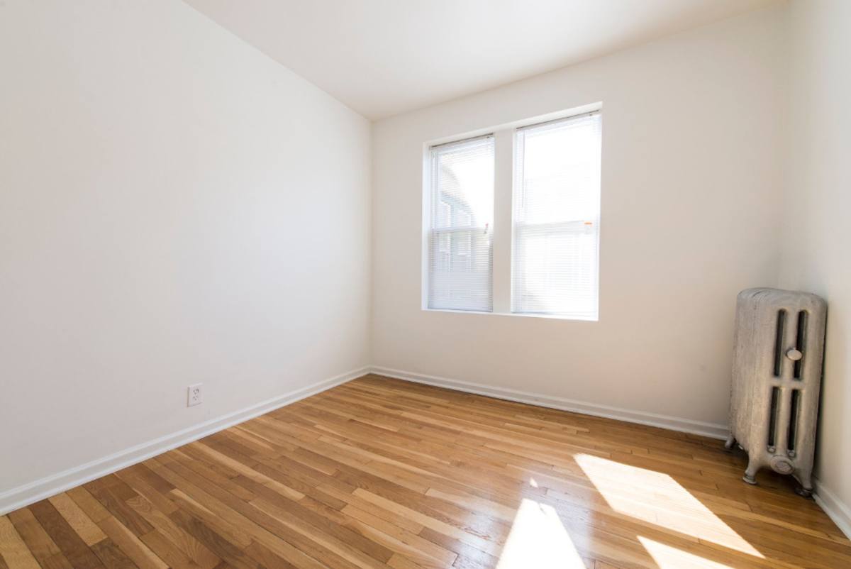 Apartment for rent at 1931 S Homan Ave, Chicago, IL 60623