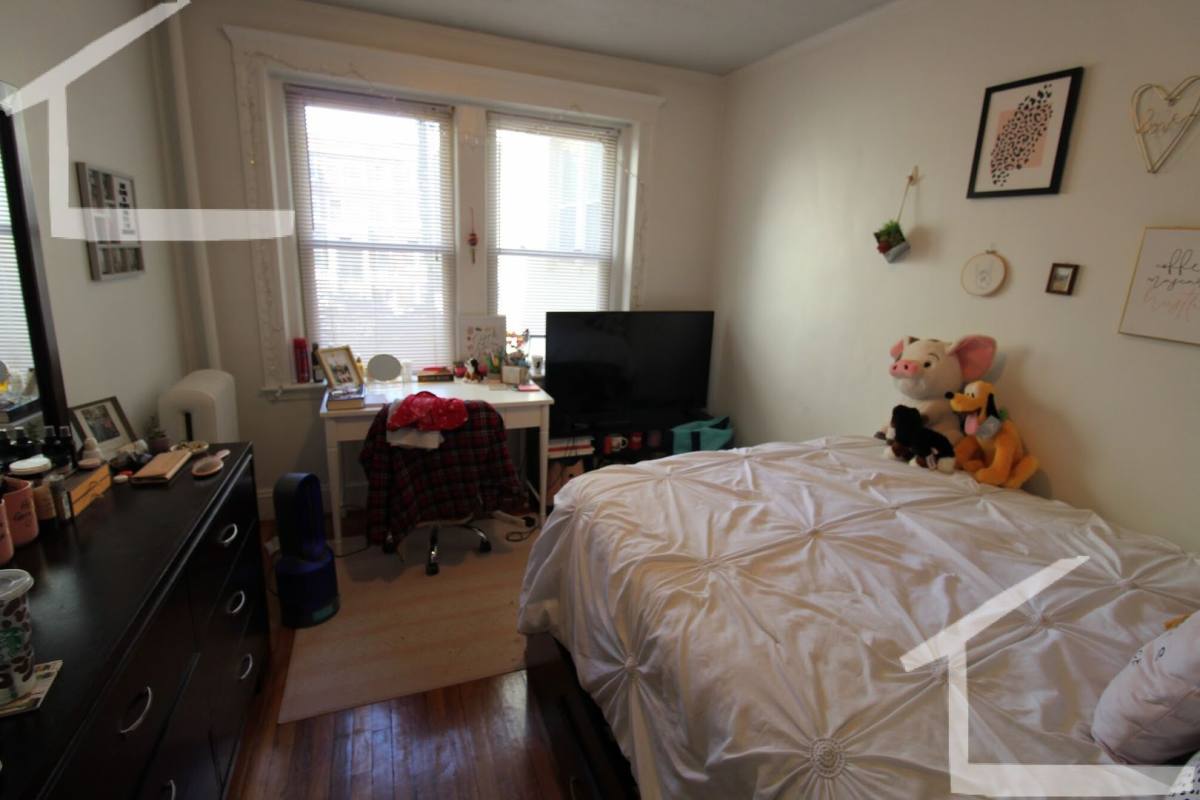 Apartment for rent at 264 Kelton St #5, Allston, MA 02134