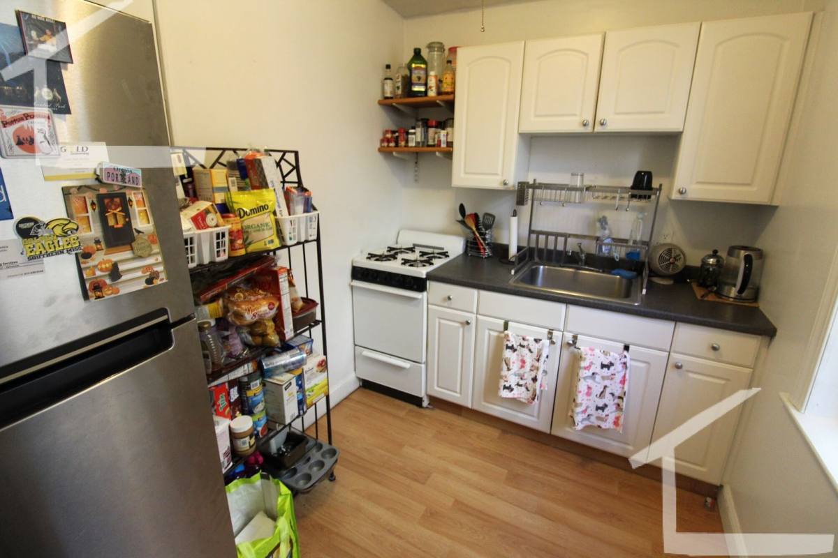 Apartment for rent at 264 Kelton St #5, Allston, MA 02134