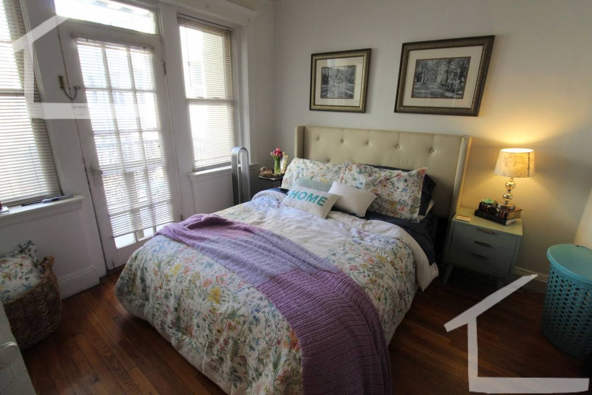 Apartment for rent at 264 Kelton St #5, Allston, MA 02134