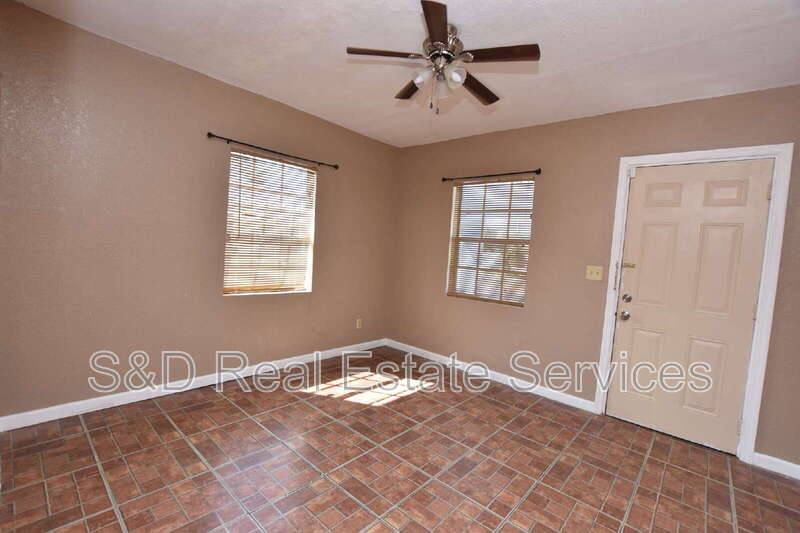 House for rent at 707 7th St N #A, Haines City, FL 33844