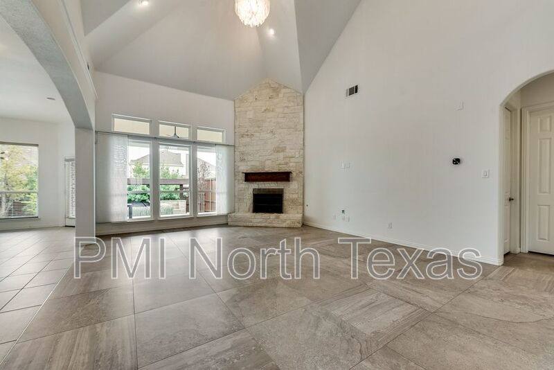 House for rent at 2992 Brianna Dr, Frisco, TX 75033