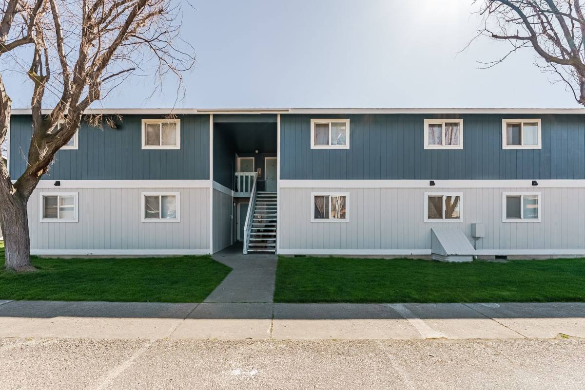 Apartment for rent at 1331 W Sylvester St, Pasco, WA 99301