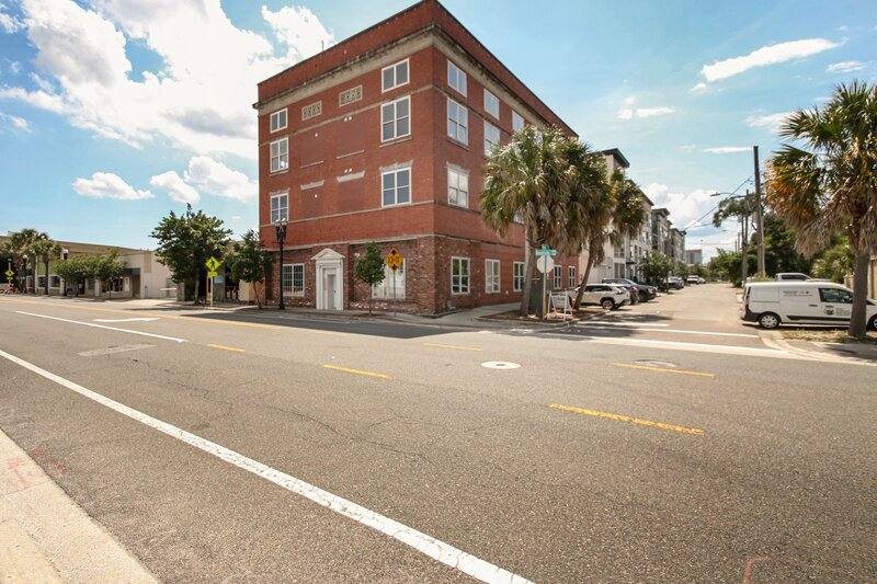 Apartment for rent at 1050 Hendricks Ave #1, Jacksonville, FL 32207