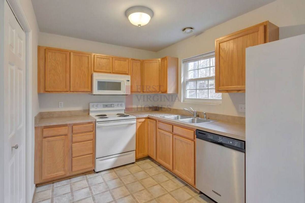 House for rent at 11 Landing Court, Palmyra, VA 22963