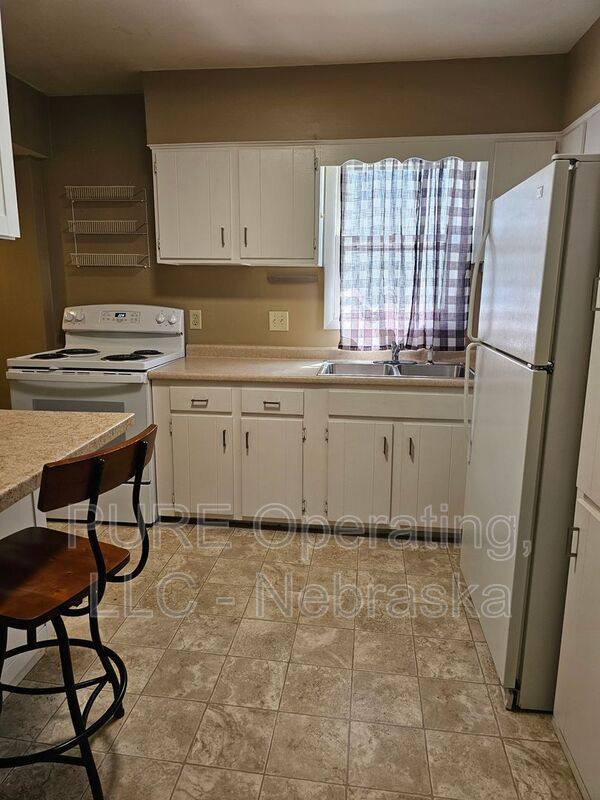 Apartment for rent at 2011 S 7th St, Omaha, NE 68108