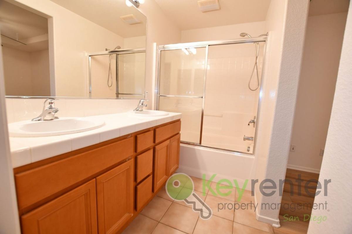 Townhouse for rent at 1628 Avery Rd, San Marcos, CA 92078