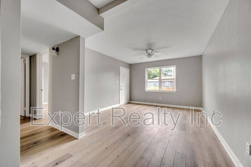 Apartment for rent at 1001 21st St Ensley #B, Birmingham, AL 35218
