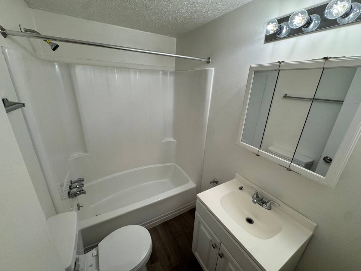 Apartment for rent at 124 Adams Dr Apts A-D, Lynchburg, VA 24502