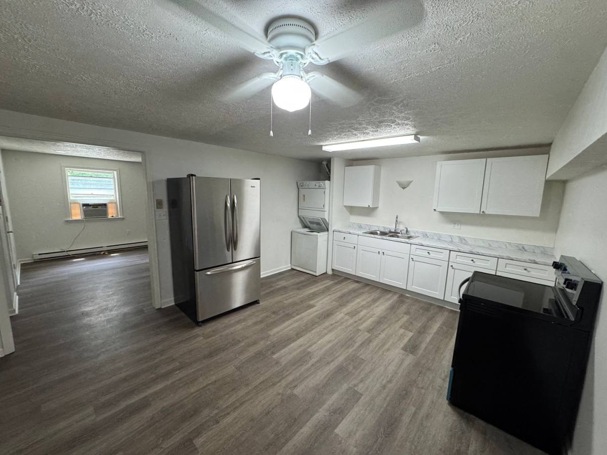 Apartment for rent at 124 Adams Dr Apts A-D, Lynchburg, VA 24502