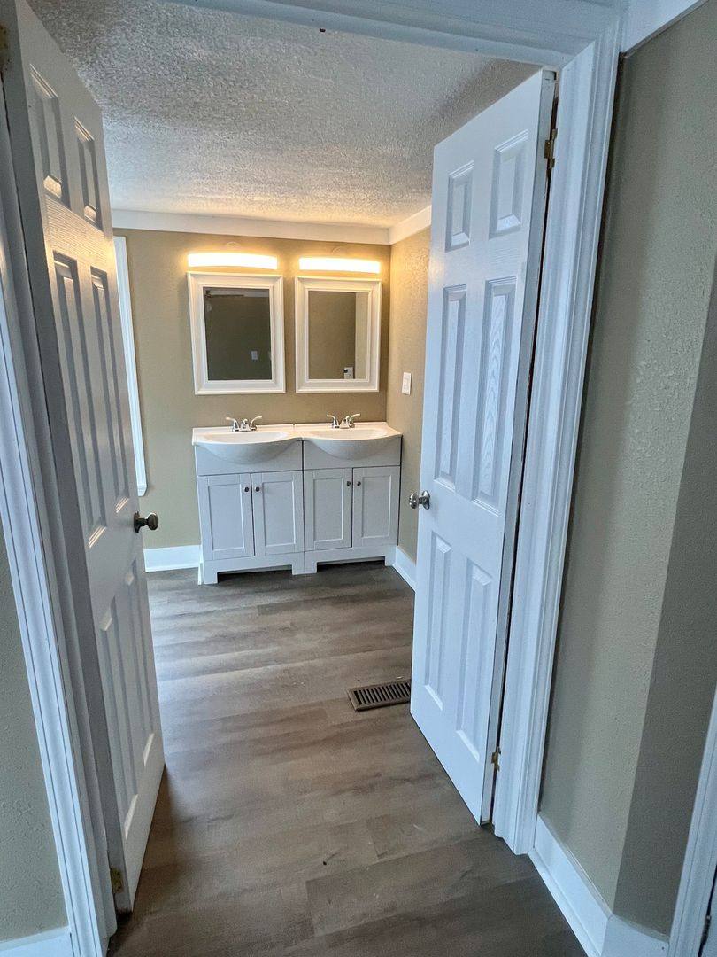 Apartment for rent at 577 Kirkland Still Rd, Hazlehurst, GA 31539