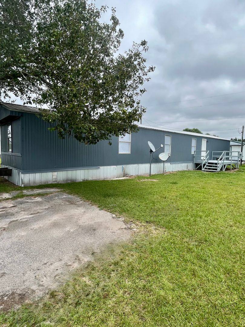 Apartment for rent at 577 Kirkland Still Rd, Hazlehurst, GA 31539