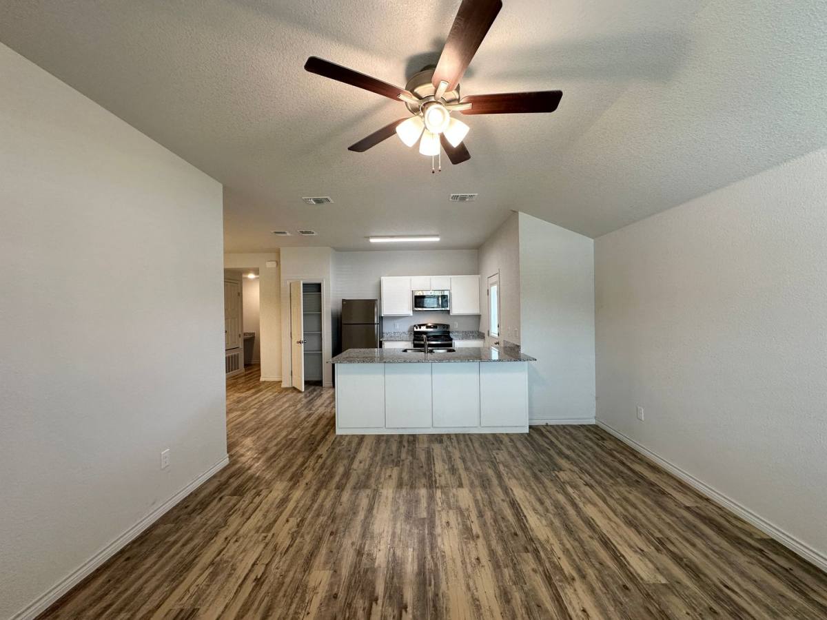 Townhouse for rent at 1801 Clovis Dr, Copperas Cove, TX 76522