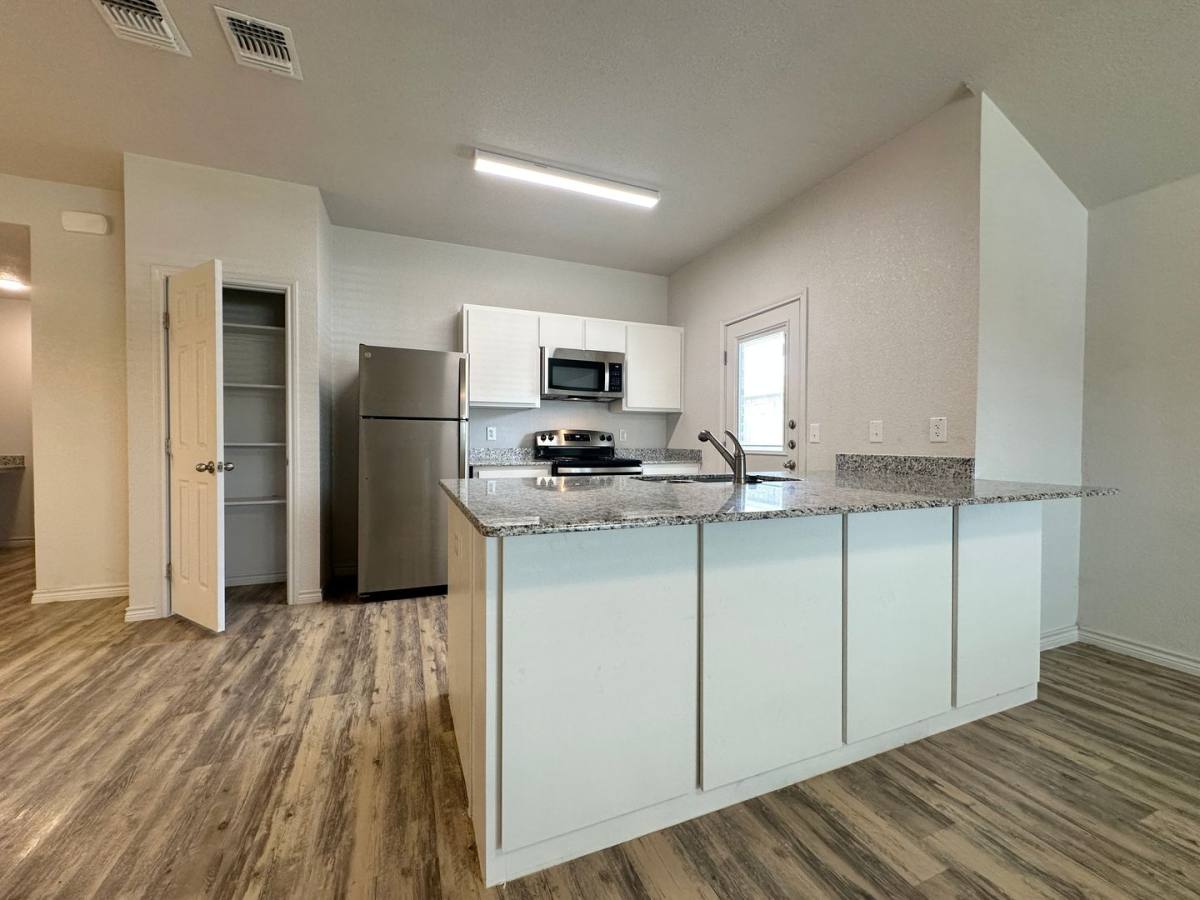 Townhouse for rent at 1801 Clovis Dr, Copperas Cove, TX 76522