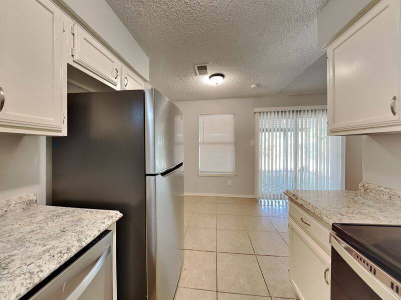 House for rent at 6204 Kelly Elliott Rd, Arlington, TX 76001