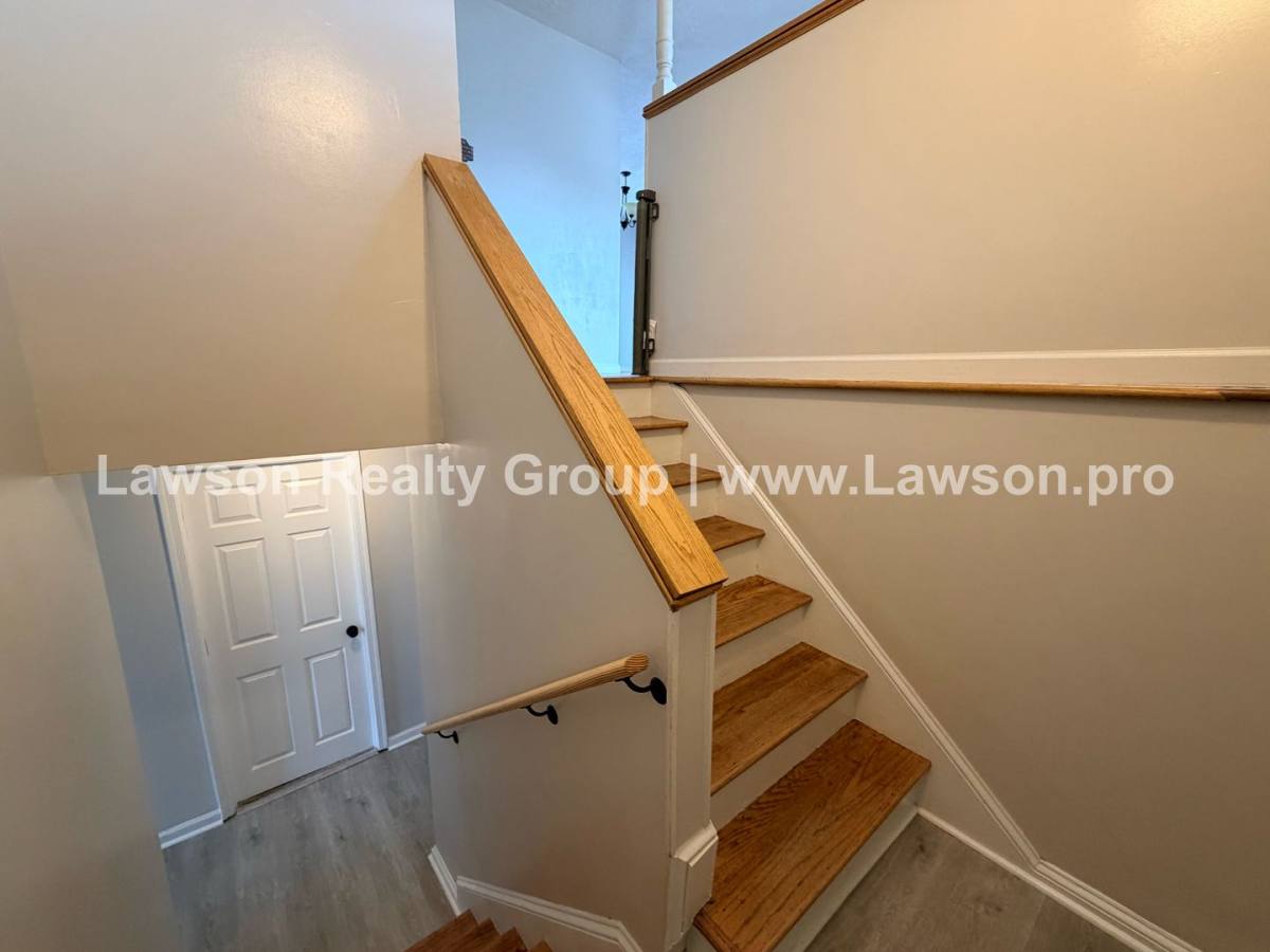 House for rent at 2868 Silver Leaf Dr, Salem, VA 24153