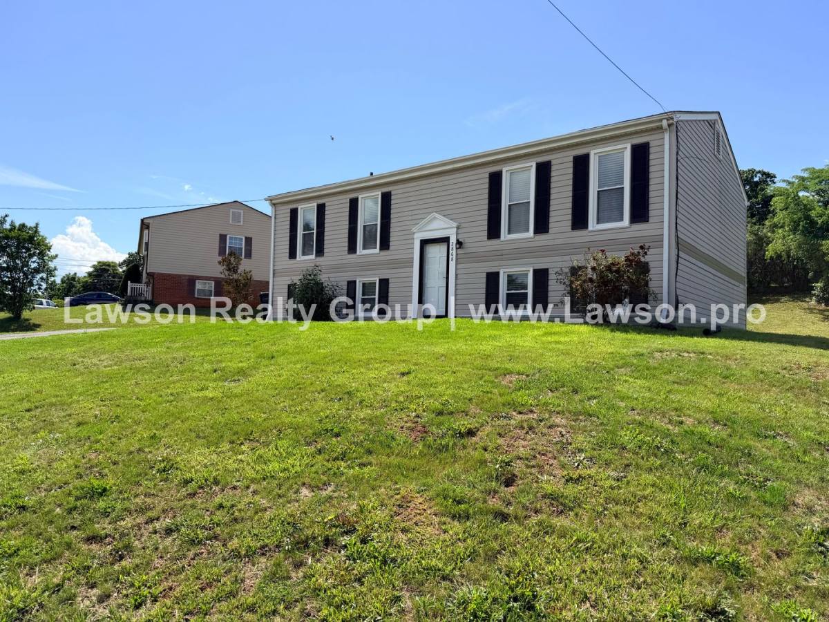 House for rent at 2868 Silver Leaf Dr, Salem, VA 24153