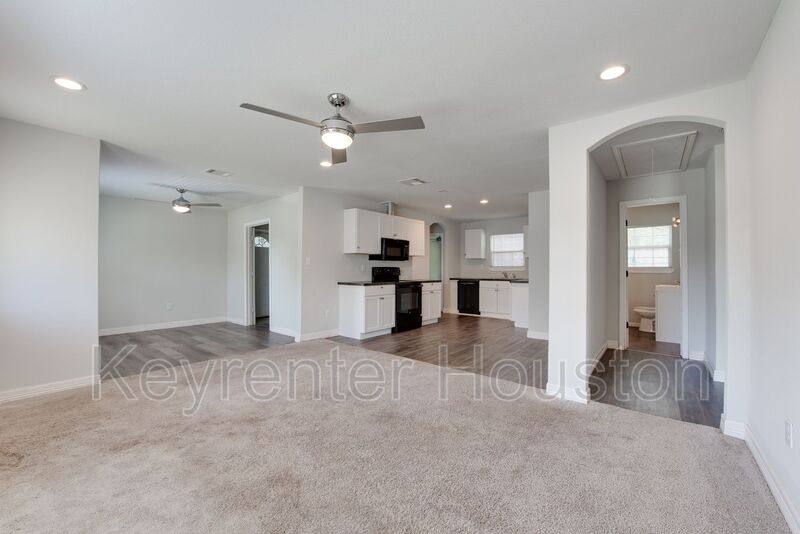 House for rent at 7601 Springdale St, Houston, TX 77028
