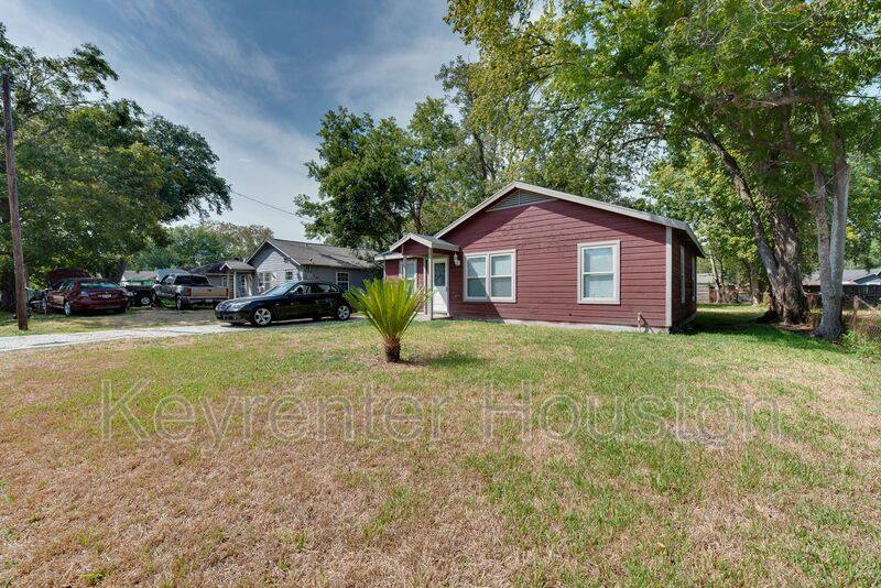 House for rent at 7601 Springdale St, Houston, TX 77028