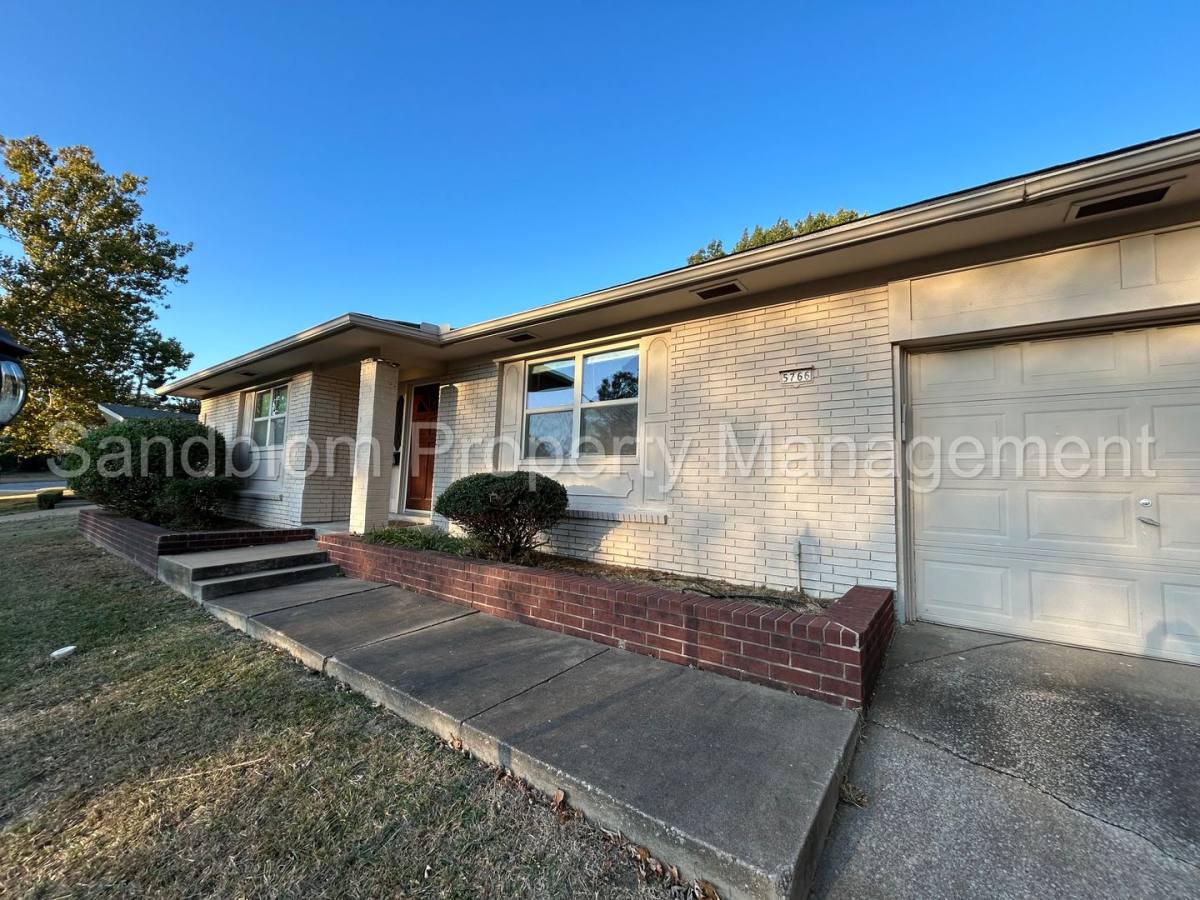 House for rent at 5766 S 80th E Ave, Tulsa, OK 74145