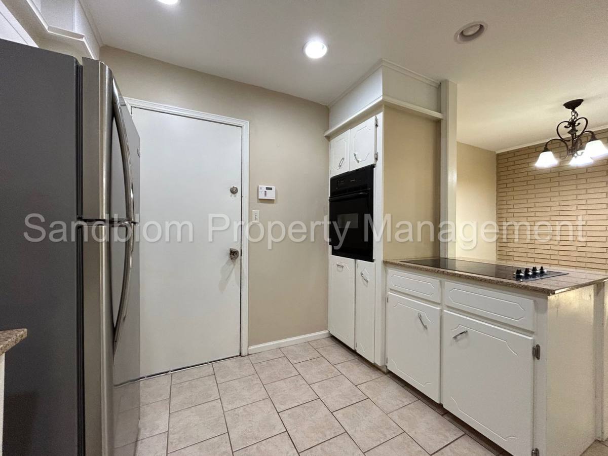 House for rent at 5766 S 80th E Ave, Tulsa, OK 74145