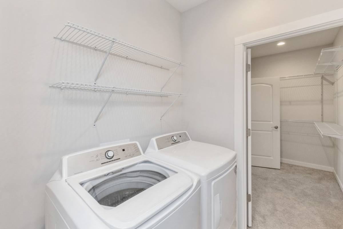 House for rent at 6810 Bright St, Johnston, IA 50131