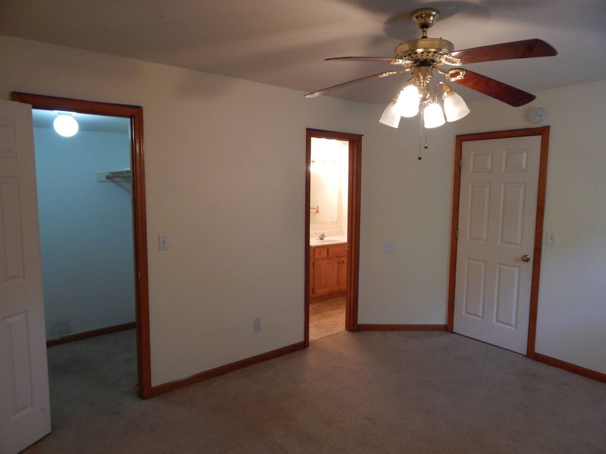 House for rent at 1405 Godas Dr, Columbia, MO 65202