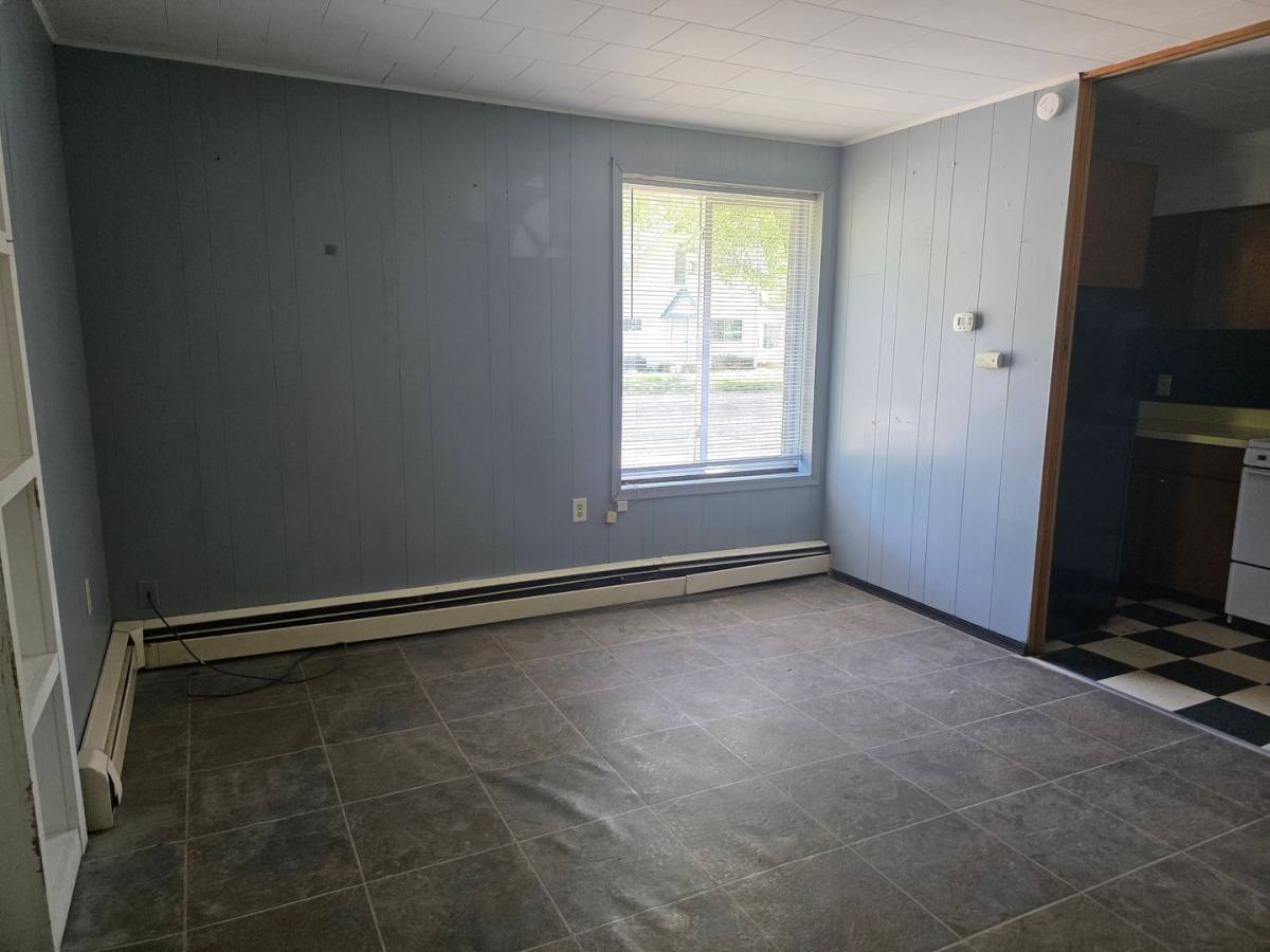 Apartment for rent at 601 W Wilkinson St, Goshen, IN 46528