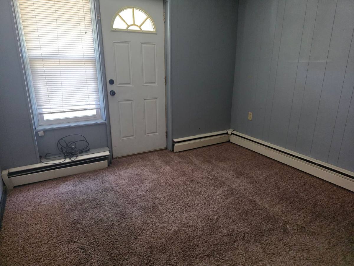 Apartment for rent at 601 W Wilkinson St, Goshen, IN 46528