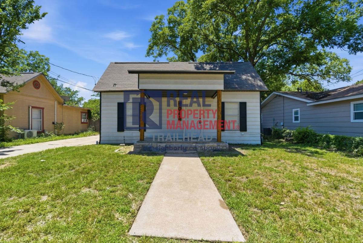 House for rent at 1040 N Clinton St, Stephenville, TX 76401