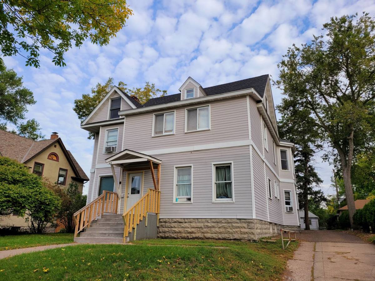 Apartment for rent at 1619 Hubbard Ave, Saint Paul, MN 55104