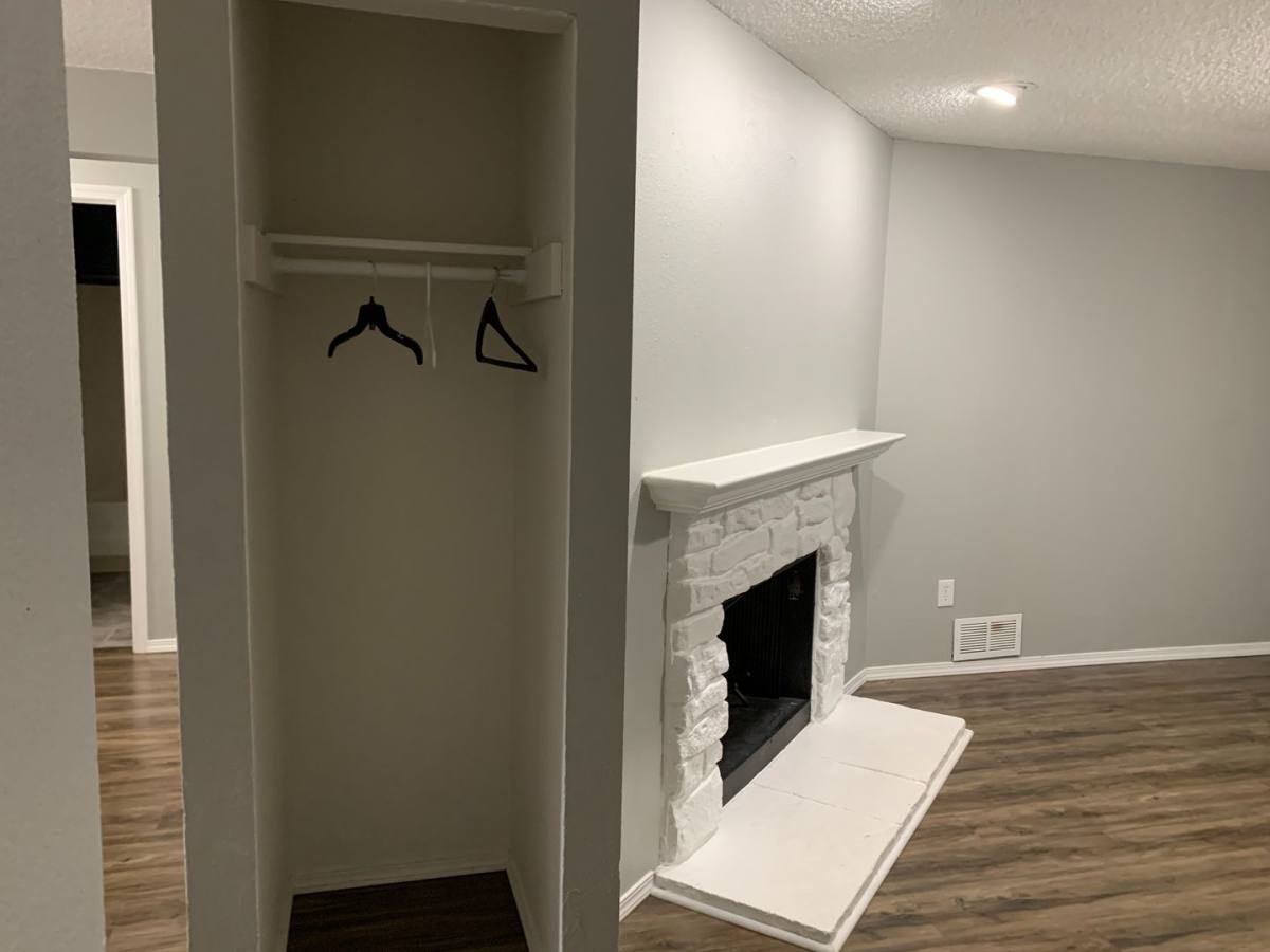 Condo for rent at 9315 S Ash St #C, Tacoma, WA 98444