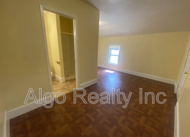 House for rent at 2117 Illion Ave N, Minneapolis, MN 55411