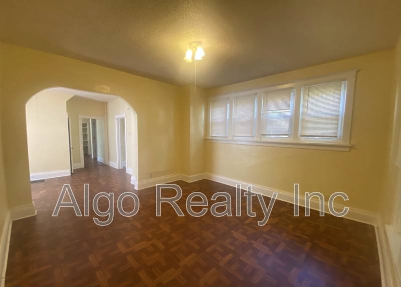 House for rent at 2117 Illion Ave N, Minneapolis, MN 55411