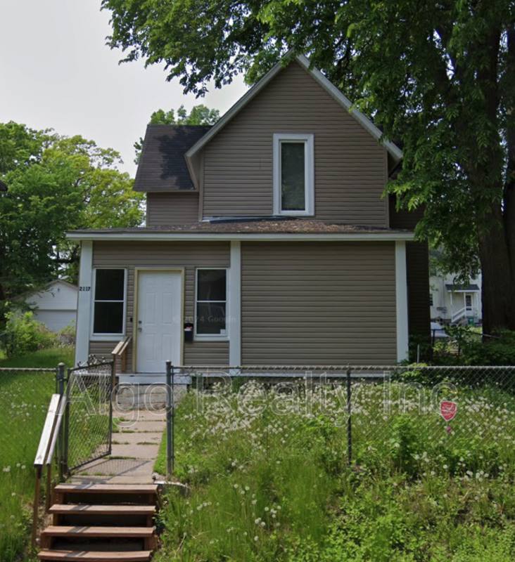 House for rent at 2117 Illion Ave N, Minneapolis, MN 55411