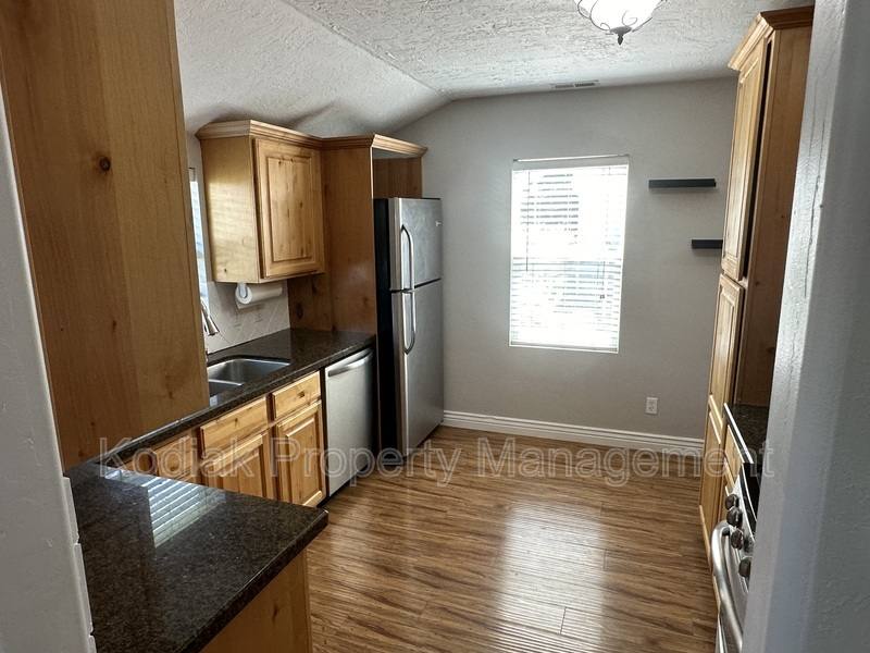 House for rent at 172 S 200 E, Kaysville, UT 84037