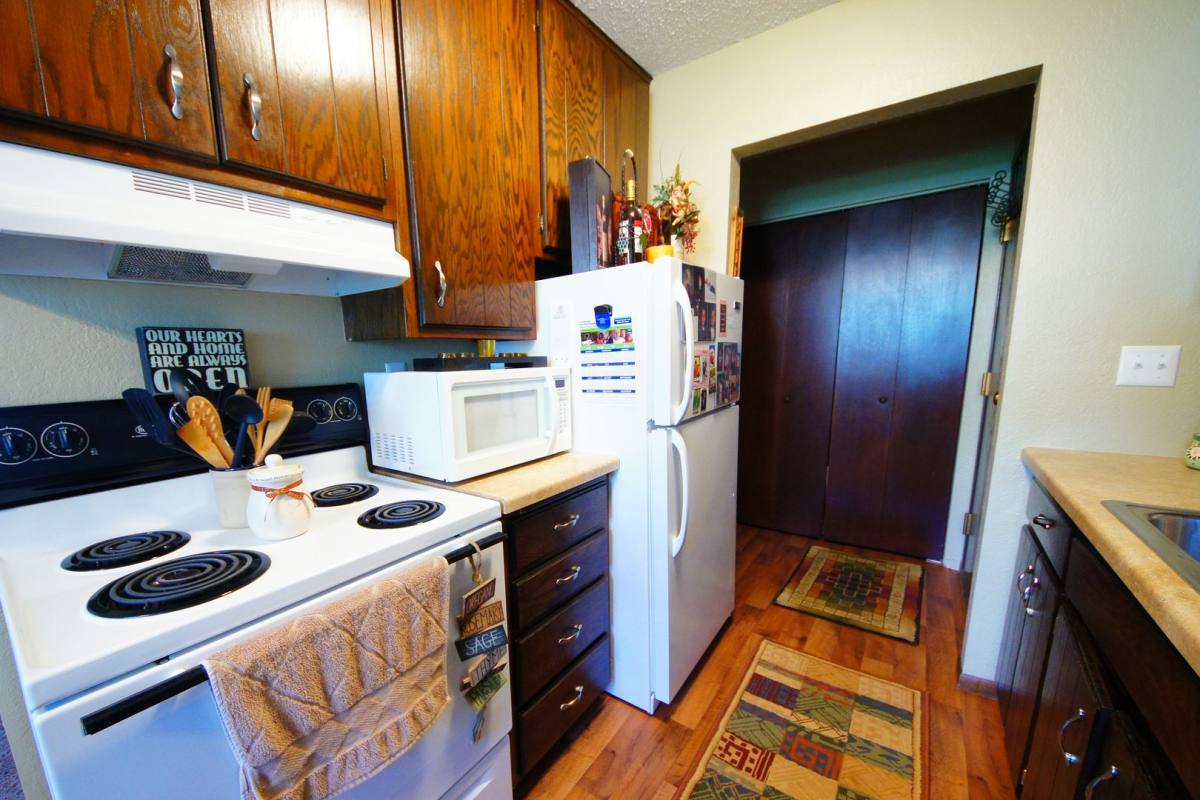 Apartment for rent at 815 825 Driftwood Dr, Saint Cloud, MN 56303