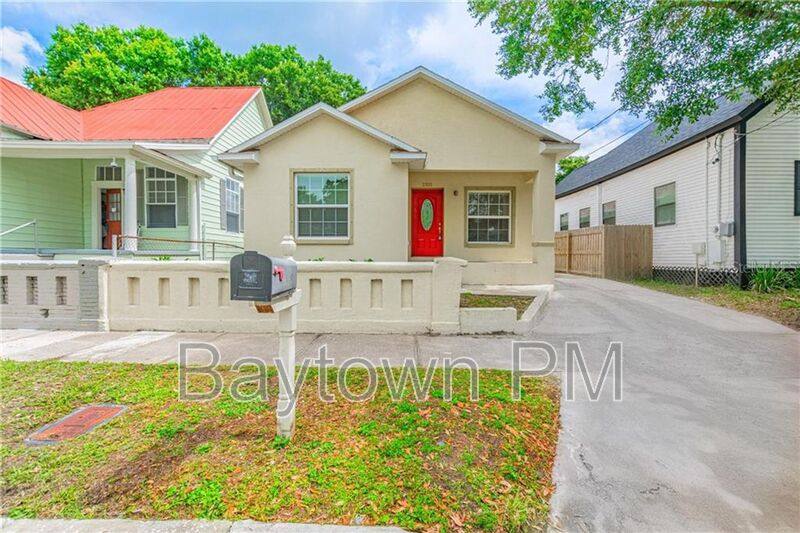 House for rent at 2321 W Beach St, Tampa, FL 33607